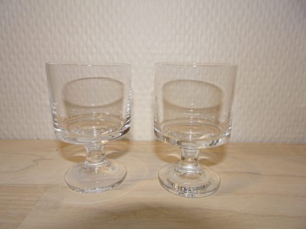 Karelia, Iittala. Klart glas med fod