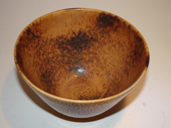 Gunnar Nylund keramik skål i let changerende mat harepels glasur fra Rörstrand