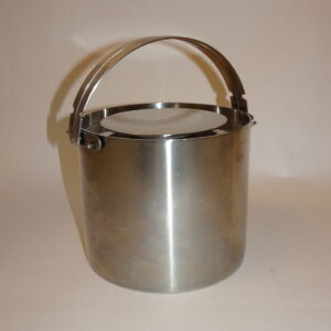 Cylinda Line isspand 1 l designet af Arne Jacobsen for Stelton