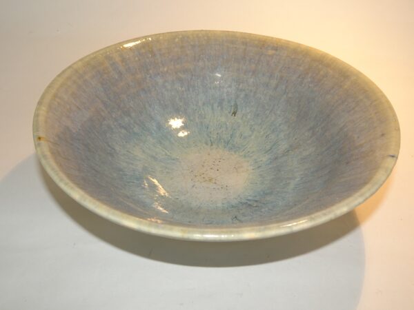Skål i keramik, smuk blå glasur, signeret