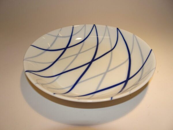 Harlekin stel, hvid porcelæn med blå harlekintern. Dessert tallerken d: 17 cm, Harlekin Danild, Lyngby Porcelæn