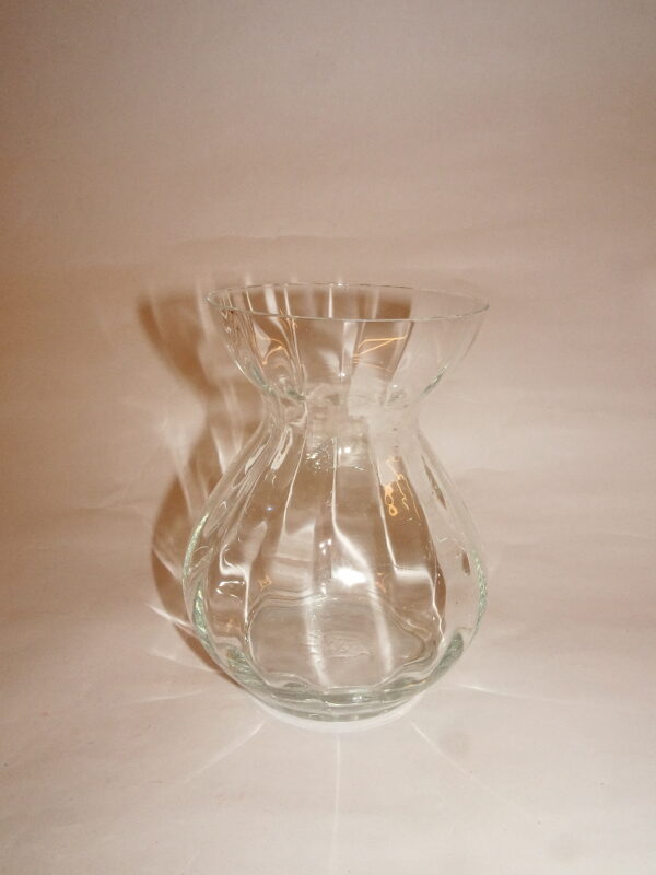 Hyacintglas i klart glas med riller, rundt, i flot stand