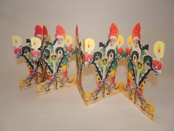 Nisserad i pap h: 15 cm, nisse med lygte, gammel
