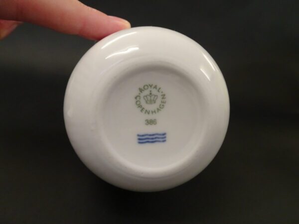 Kande 0,5 l, Hvid Riflet, Royal Copenhagen - Billede 2