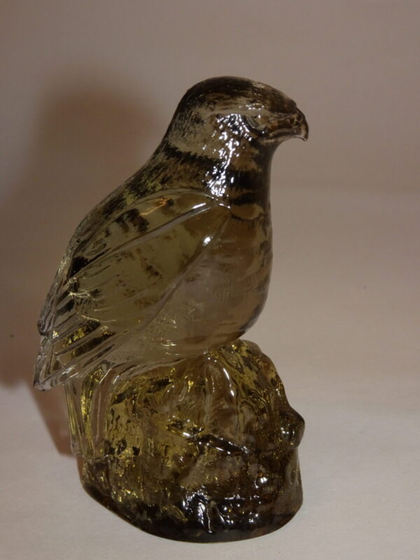 Ørn/høg i brunligt glas h: 8 cm, WWF, Kosta Boda