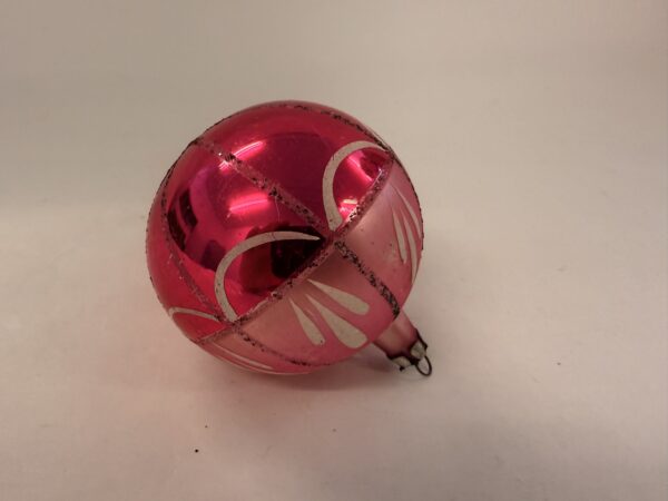 Juletræskugle, pink og rose, gammel