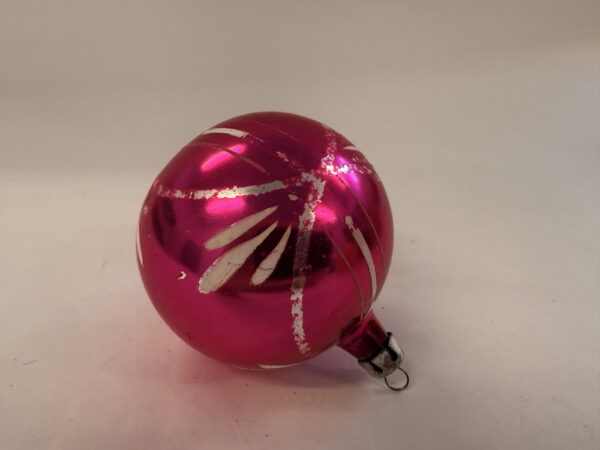 Juletræskugle, pink med snedrys, retro